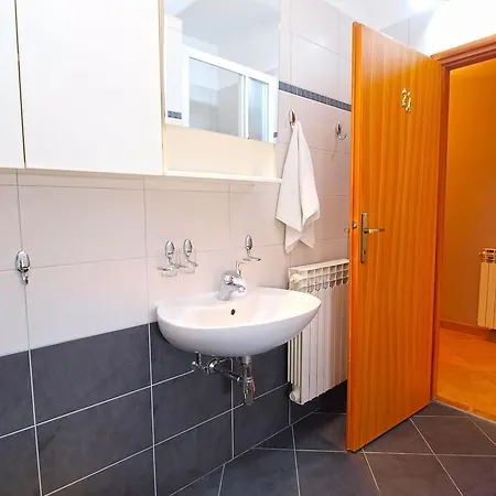 Alen 1413 Apartment *